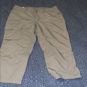 Columbia Slate Gray Omni-Shade PFG Capri Pants